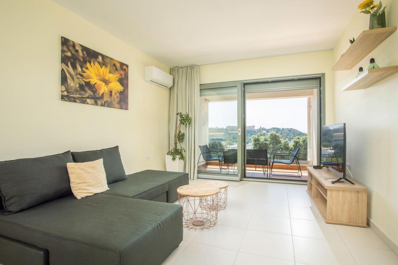 Eden Sunflower - Luxurious Apartment With Sea View Rhodes City Exterior photo